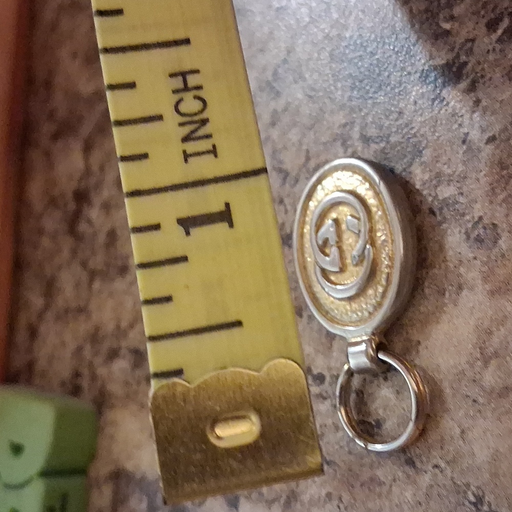 2 Gucci Gold Vintage Authentic Zipper Pulls - Picture 3 of 3